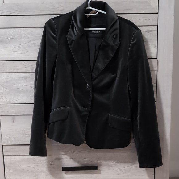 Piazza Sempione Jackets & Blazers - Piazza Sempione Black Velvet Blazer
